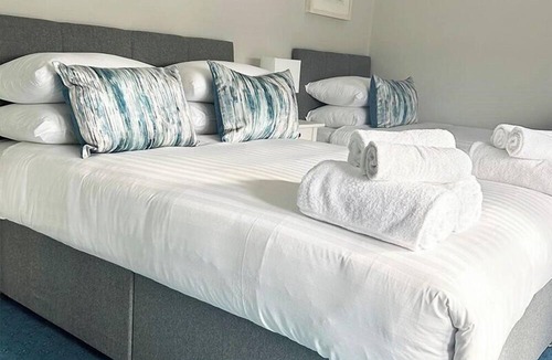 Westport Hotel | The Mariner Hotel
