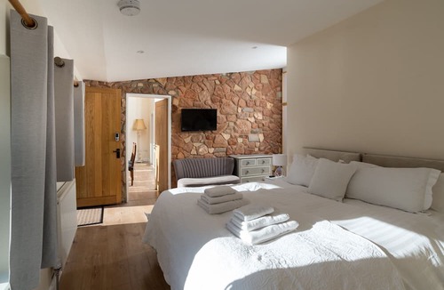 Belluton Cottage | East Wing