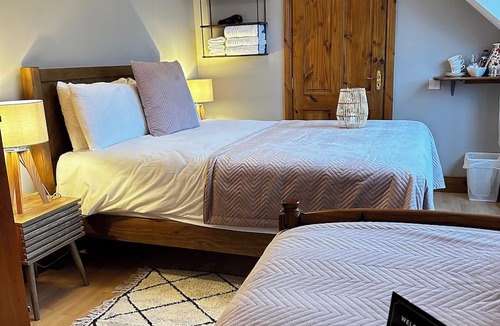Malahide House | Malahide Guest Rooms