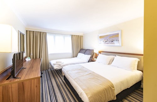 Tongwynlais Hotel | Holiday Inn Cardiff - North M4 by IHG