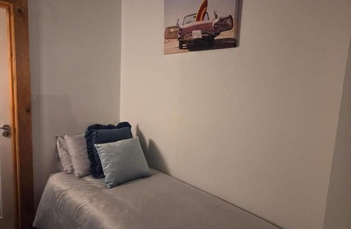 Coleraine Apartment | Beachfront Studio Suite Downhill