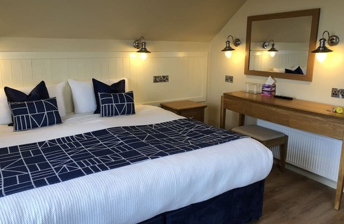 Achill Island House | Teach Cruachán Large-group Holiday Home