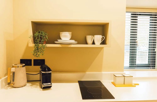 Westport Apartment | Self-Catering Apartment | Murphy Bed | Town Center
