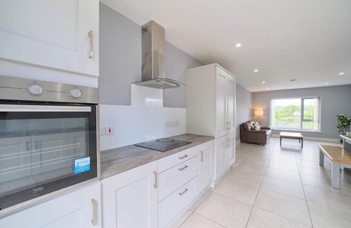 Lecemy House | 3 Bedroom Duplex Apartment By Travel Lets Short Term Rental Agency Donegal Town