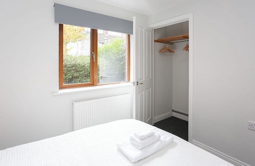 Belfast Apartment | The Eastside Escape! Stunning 2 Bed Walk Anywhere