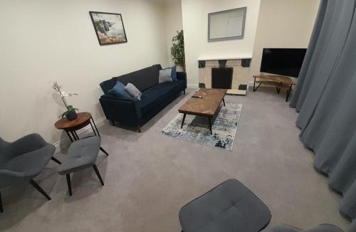 Corrandulla House | Cosy Claregalway Cottage