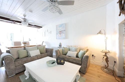 Liscannor House | Holland House No2