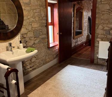 Tudenham House | Dunville Barn Peaceful Rural Escape