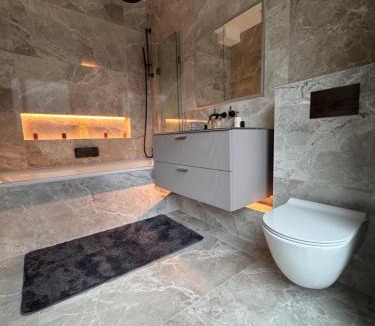 South Bank Apartment | Aurelia Suite