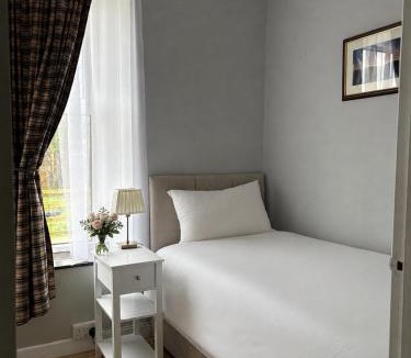 Omagh House | Castleroddy House - spacious country house - king beds - extensive parking