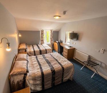 Mullagh Hotel | Kilian's Lodge Hotel