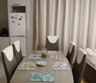 Balbriggan Apartment | 2 Bedroom Apartment 4-6 people-Coastal Comfort