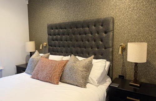 Templepatrick House | Luxury Croft Templepatrick Near Airport Rabbit and Hilton hotel