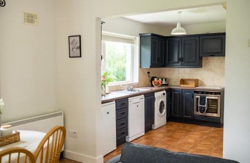Carrick-on-Shannon House | Leitrim Quay - Riverside Cottage 5