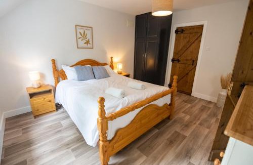 Carrick-on-Shannon House | Leitrim Quay - Riverside Cottage 5