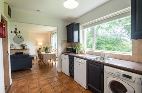 Carrick-on-Shannon House | Leitrim Quay - Riverside Cottage 5