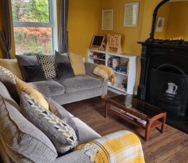 Banna House | Village House, Finuge, County Kerry