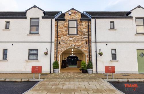 Hillsborough House | Homestead Hillsborough By Travel Lets Short Term Rental Agency Hillsborough Featuring Apartments, Deluxe Double Suites & Triple Ensuite Rooms