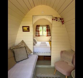 Oldcastle Cabin | Fennor Park Lodge