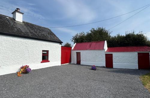 County Westmeath House | Orchard Cottage near Glasson village