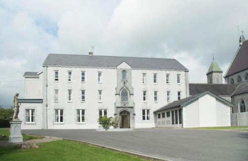 Kanturk Villa | IEC Campus for Groups