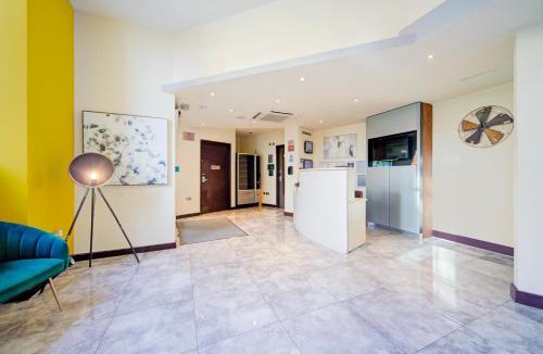 Newport Apartment | Belvilla Newport City Centre Lifestyle