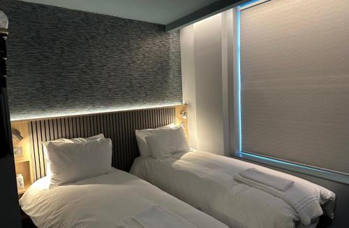Blackrock Hotel | Carraig Townhouse