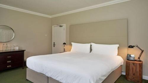 Enniskerry Hotel | Powerscourt Springs Health Farm