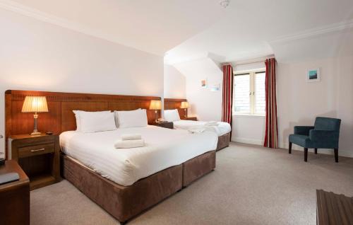 Skull Hotel | Schull Harbour Hotel & Leisure Centre