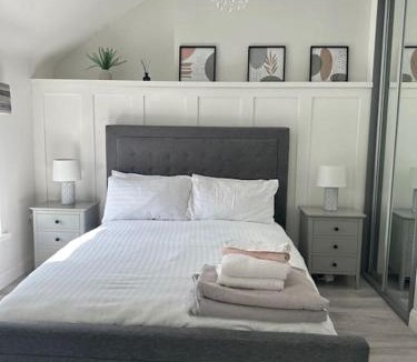 Bogside Apartment | Westland Suites - Stylish, Modern, Elegant, Central Apartments