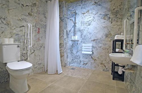 Foxford Hotel | Moy Hotel