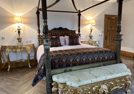 Claregalway Bed & Breakfast | Claregalway Castle