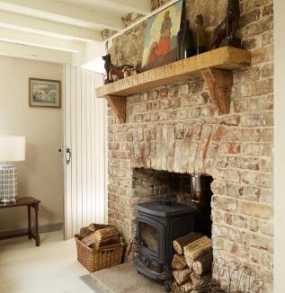 Knockaderry Cross Roads House | Kilquiggan Cottages