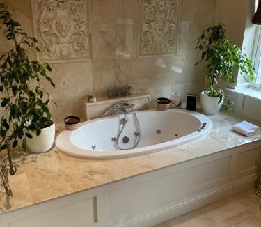 Blessington Villa | LakeviewLodge