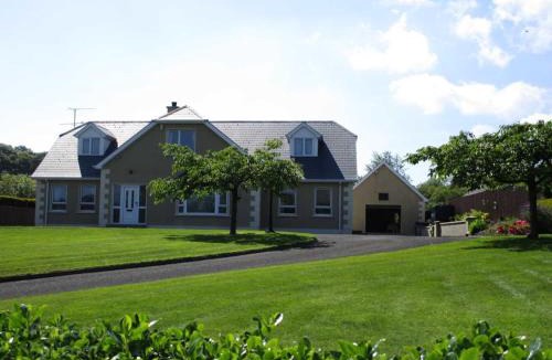 Muff Bed & Breakfast | Muff Village Bed & Breakfast