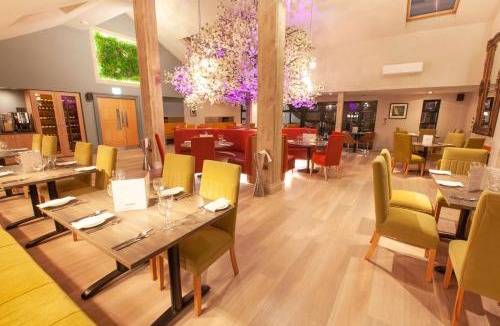 Campsie Hotel | Best Western Plus White Horse Hotel