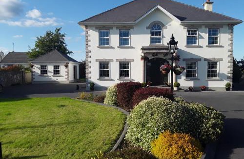 Craughwell Bed & Breakfast | Doonard Manor B&B