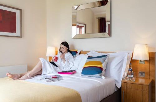 Enfield House | The Johnstown Estate Lodges