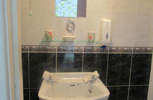 Emyvale Bed & Breakfast | Grangeview House B&B