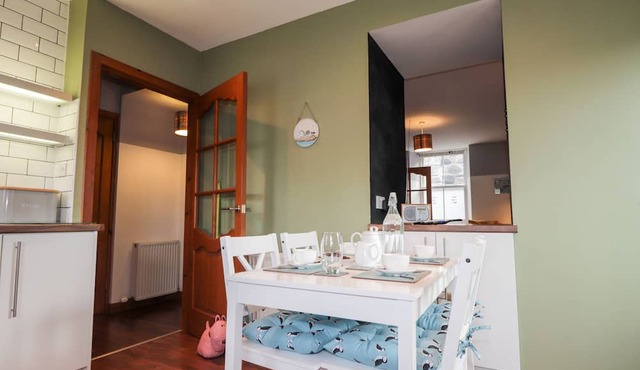 2 Seafield Place