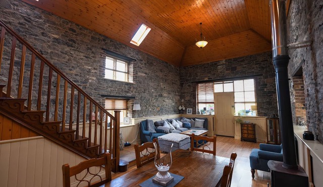Coach House