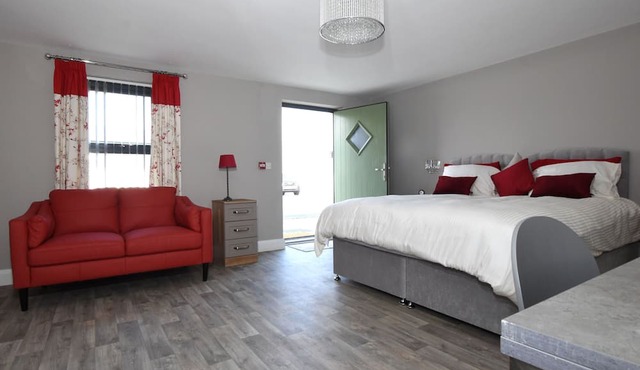 Homestead Hillsborough Guest Rooms