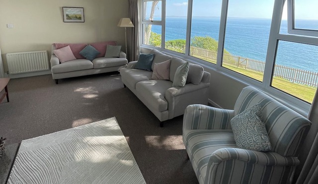 Rocklea Seaside Cottage