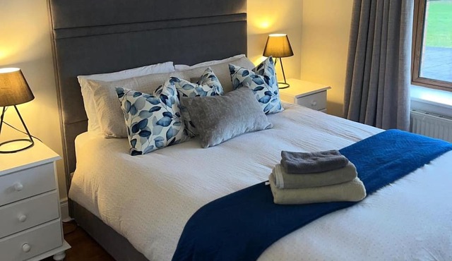 Carraig House Sleeps 2 Pets Allowed