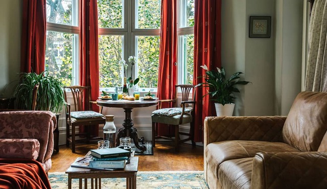 The Suite, 82 Cathedral, Private Parking