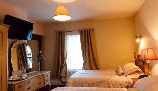 Cawley's Guesthouse