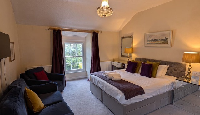 Royal Goat Hotel