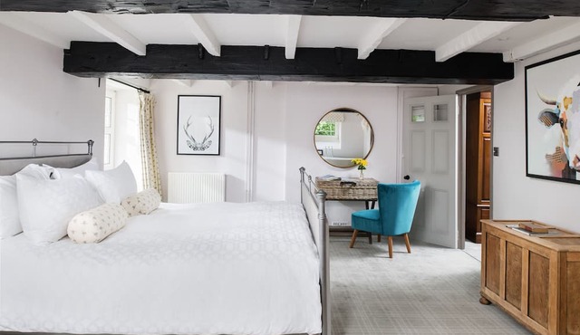 The Hideaway & Spa Terrace at Tregoose Old Mill
