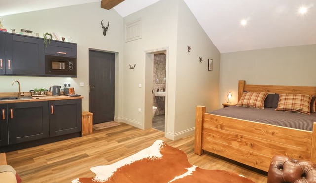Dragonstone Lodge