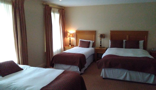 Fairhill House Hotel